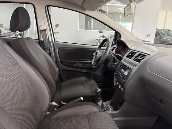 VOLKSWAGEN FOX 1.6 MSI TOTAL FLEX CONNECT 4P MANUAL